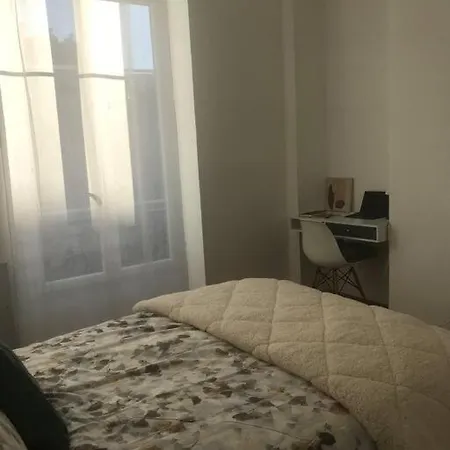 Apartament 3 Bed Modern Flat Close To The Nicea